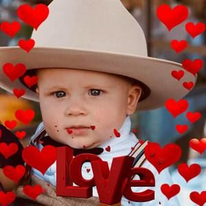 Meet your Posher, Joyce